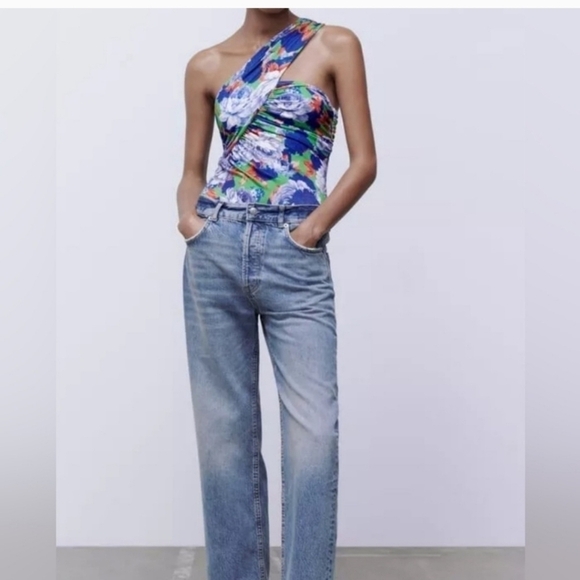 ZARA One Sleeve Floral Asymmetric Bodysuit - Picture 4 of 14
